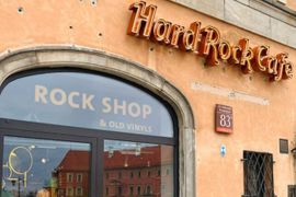 W Warszawie powstał pierwszy na świecie sklep marki Hard Rock Cafe połączony z antykwariatem winyli 