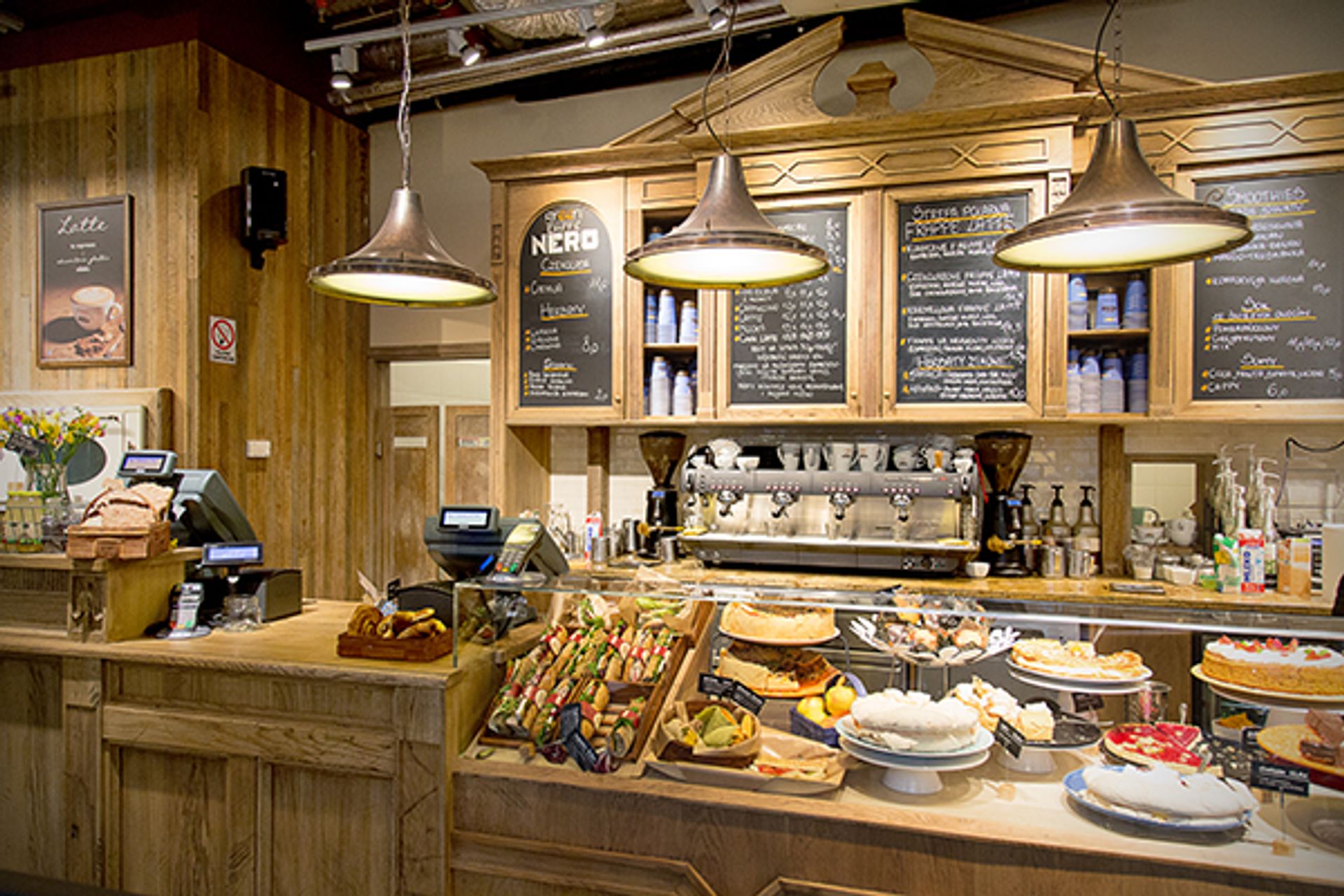  Nowe miejsca spotkań w Adgar Wave i Adgar Plaza &#8211; wkrótce otwarcie kawiarni Green Caff&#232; Nero!