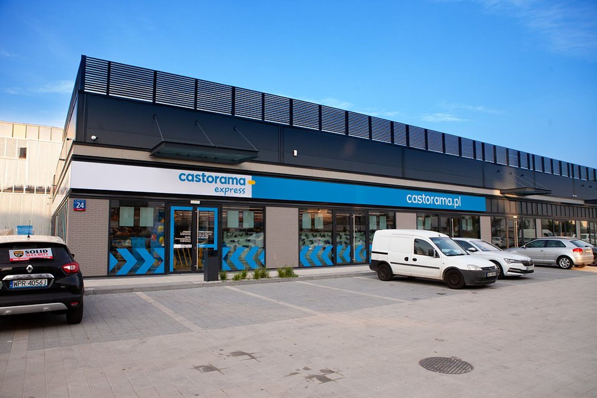 Castorama uruchomiła w Warszawie pierwszy w Polsce sklep w formacie Express