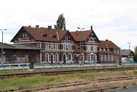 Zabytkowy dworzec w Wałczu przejdzie modernizację
