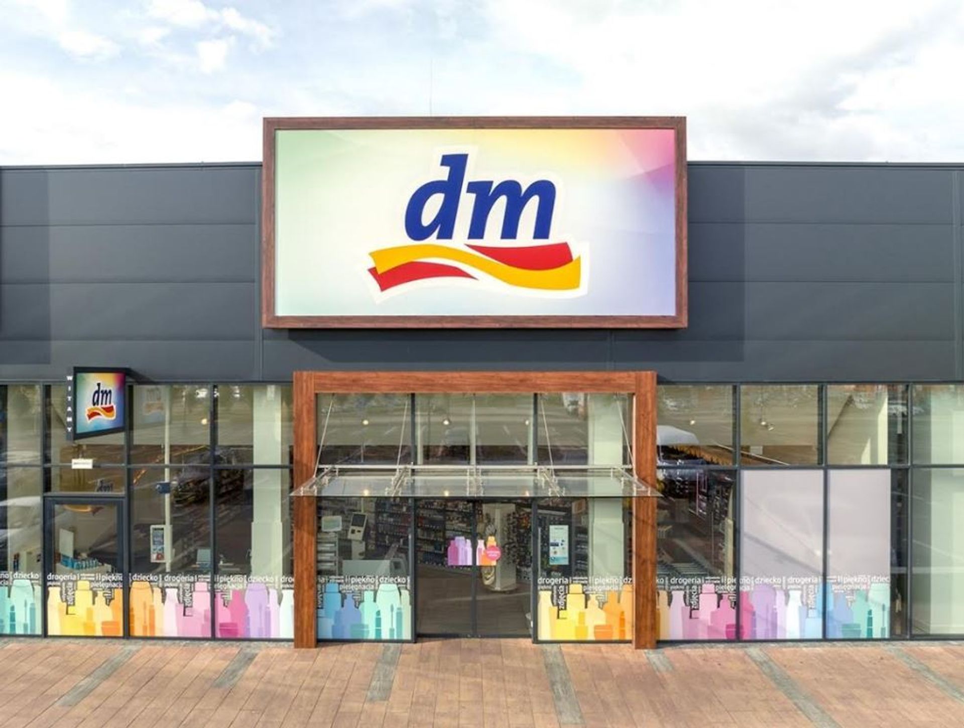 Niemiecka sieć dm-drogerie markt otwiera nowy sklep w Krakowie