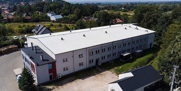 Producent ekologicznych opakowań z tektury falistej inwestuje w Małopolsce, przy wsparciu KPT