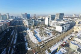 Znany deweloper chce zabudować jedną z najważniejszych pustych działek w centrum Łodzi [ZDJĘCIA]