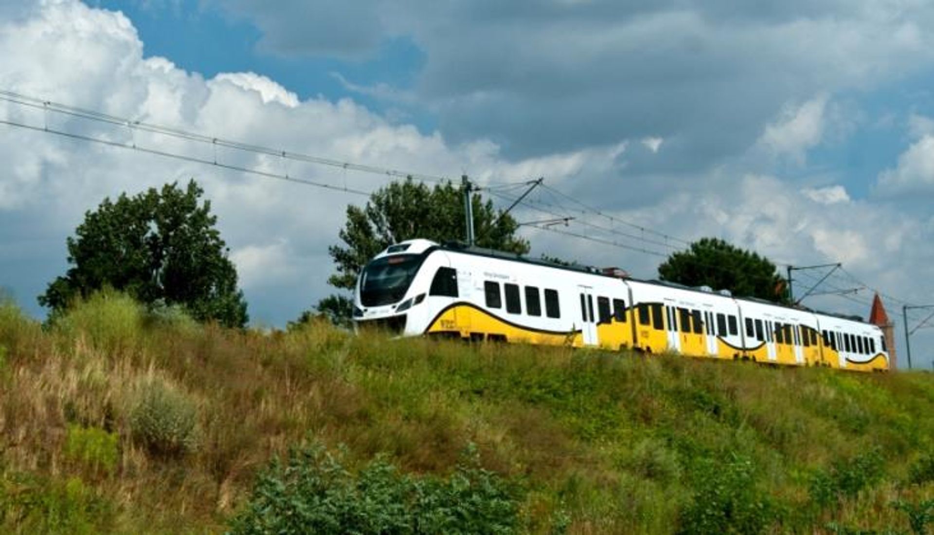  Newag i Pesa złożyły oferty w przetargu na 11 nowych pociągów dla Kolei Dolnośląskich