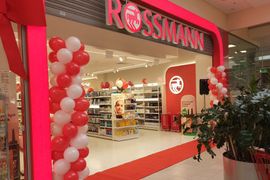 Rossmann kontynuuje ekspansję w Polsce. Otwiera nowe i modernizuje starsze drogerie