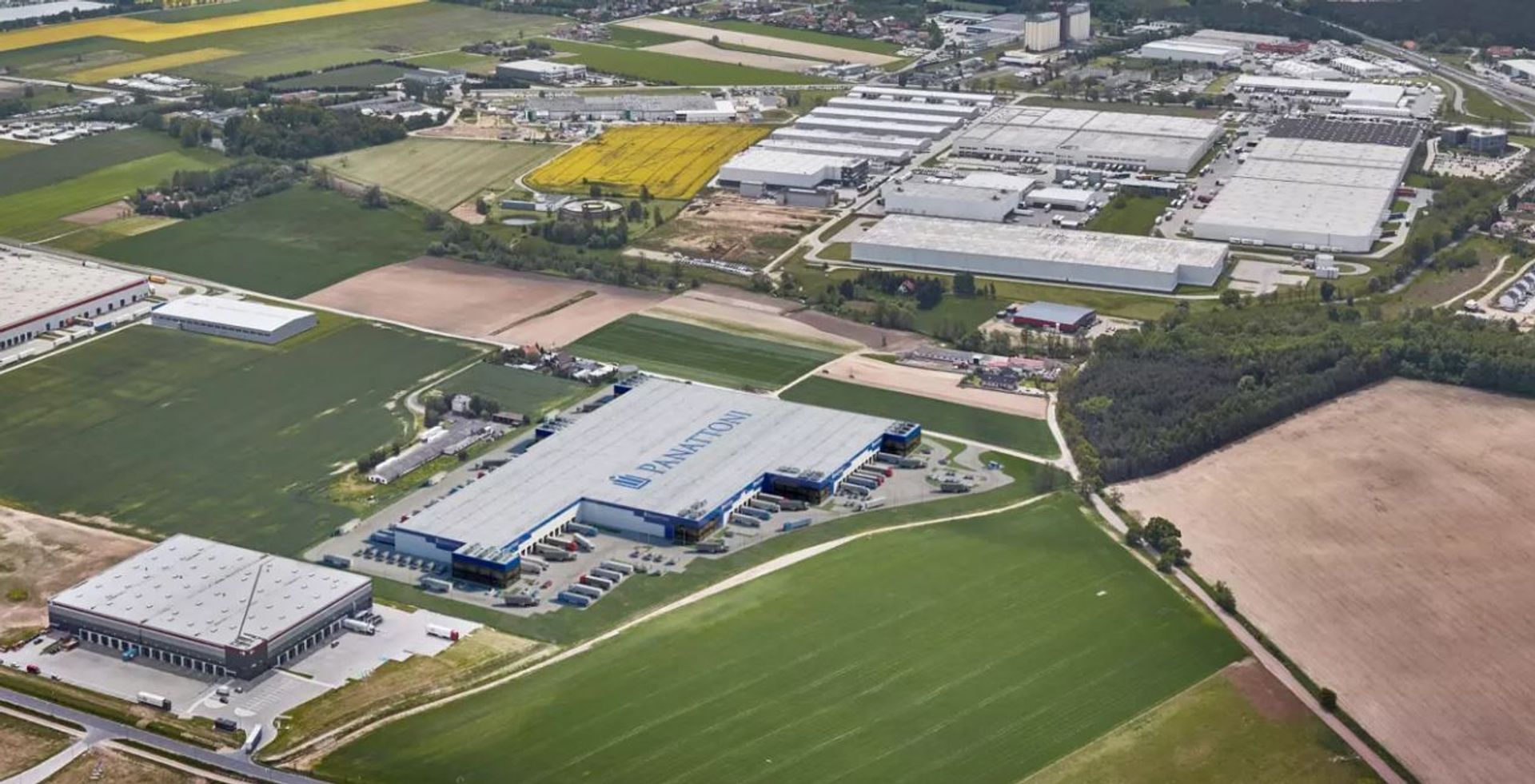 Globalny lider w projektowaniu i produkcji wysokiej klasy rozwiązań tekstylnych i akustycznych stawia na Panattoni Park Poznań East II 