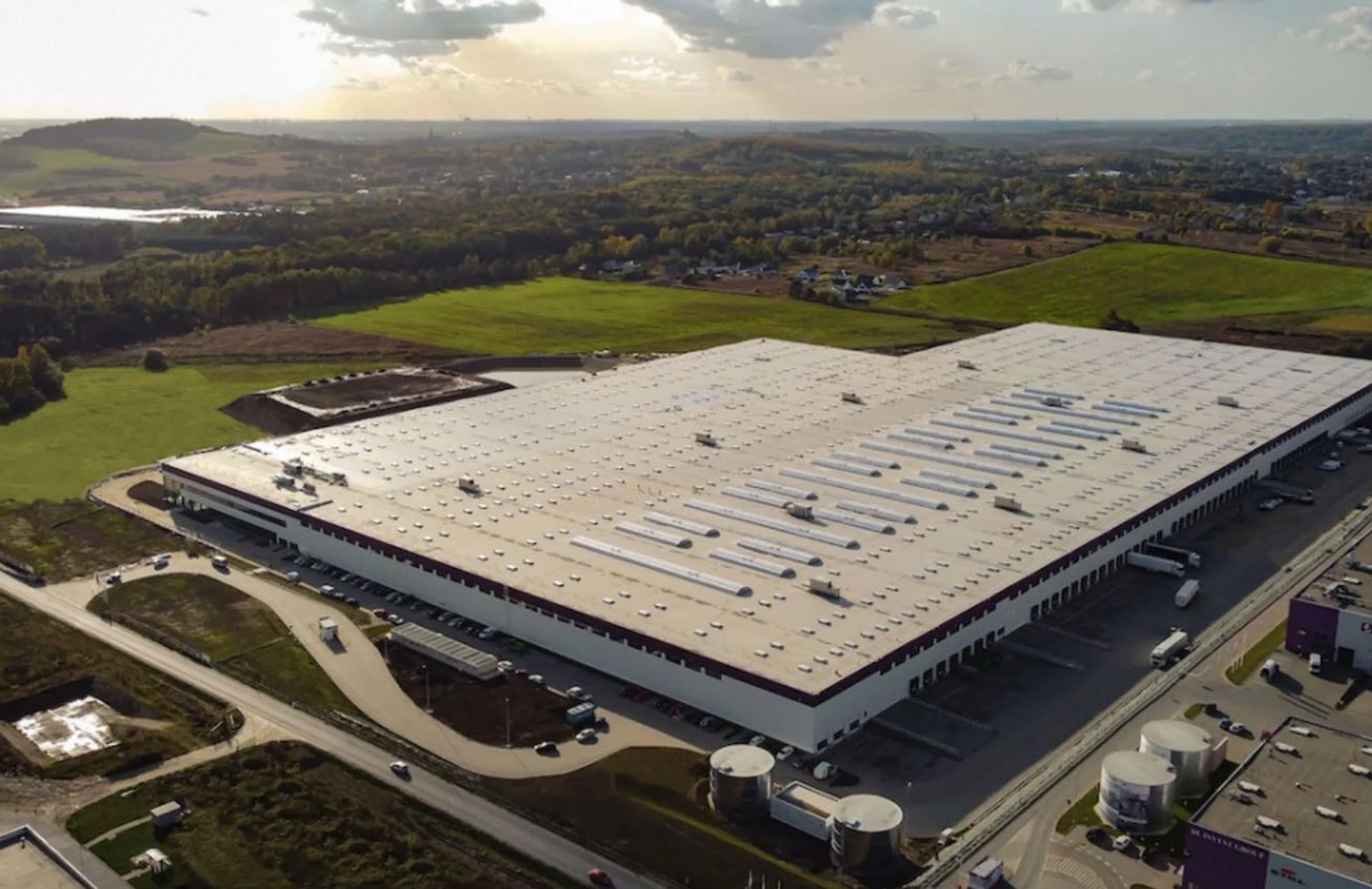 Będą nowe inwestycje DL Invest Group. Spółka pozyskała kolejnego partnera finansowego 