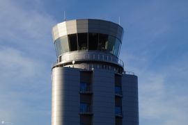 Kraków: Nowa wieża kontroli lotów pracuje pełną parą