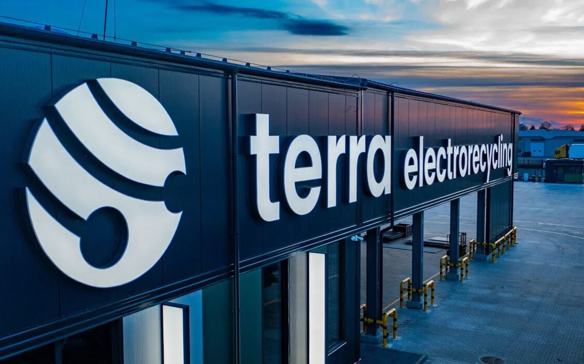 Innowacyjny zakład Terra Electrorecycling pod Warszawą już działa! 