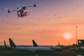 Emitel zbudował sieć do monitorowania lotu dronów na 8 lotniskach w całej Polsce