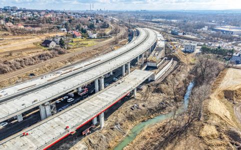 Trwają zaawansowane prace na budowie S7 Wschodniej Obwodnicy Krakowa, na odcinku Mistrzejowice - Nowa Huta [FILMY]