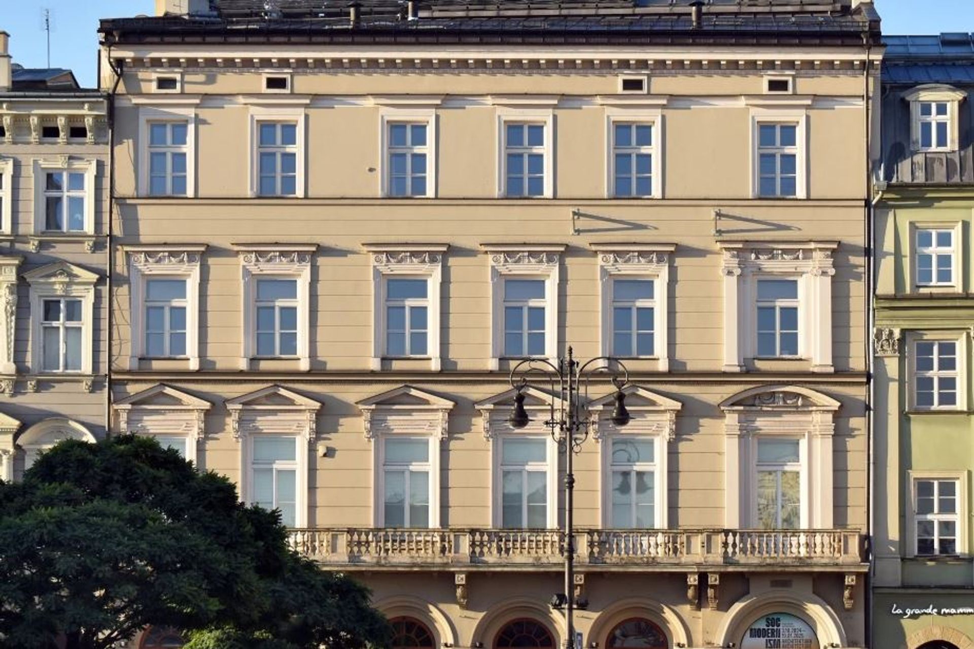 Międzynarodowe Centrum Kultury prowadzi generalny zabytkowej remont kamienicy "Pod Kruki" przy Rynku Głównym w Krakowie