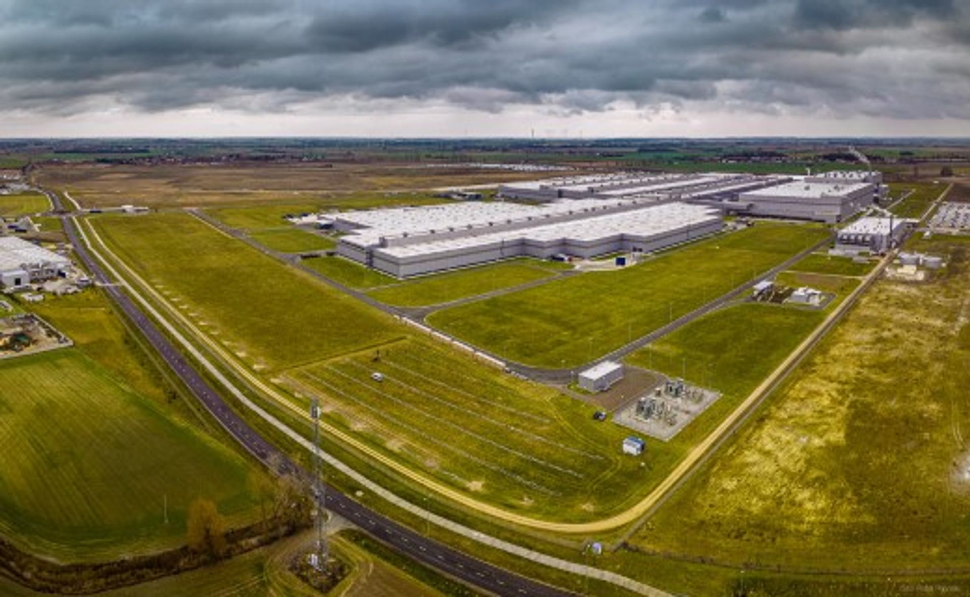 Na terenie fabryki Volkswagen Samochody Dostawcze we Wrześni powstanie duża farma fotowoltaiczna
