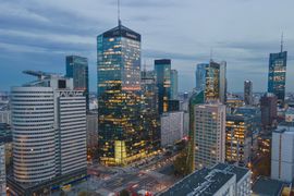 Mniej nowej powierzchni i renegocjacje umów – rynek powierzchni biurowych w Warszawie w III kwartale 2023 roku