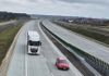 Kolejne kilometry autostrady A2 na wschód od Warszawy