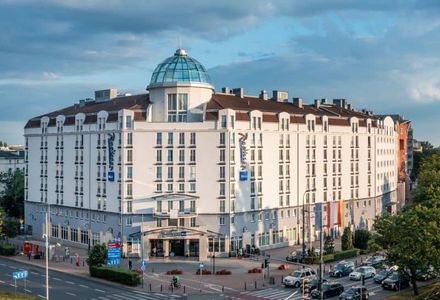 Radisson Blu Sobieski Hotel, Warszawa zakończył renowację elewacji