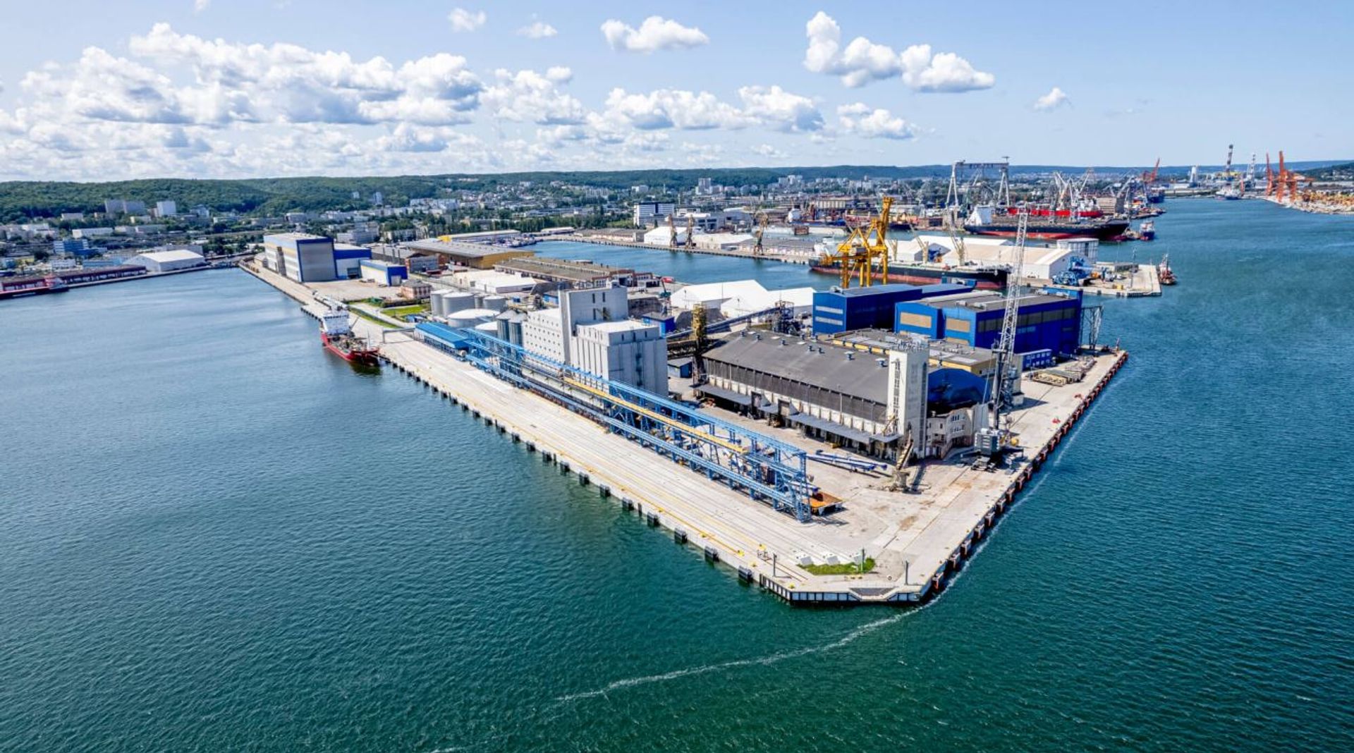 Zakończyła się kompleksowa przebudowa Nabrzeża Indyjskiego w Porcie Gdynia 