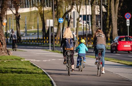Gliwice z dofinansowaniem na budowę ponad 10-kilometrowej trasy rowerowej w śladzie dawnej kolejki wąskotorowej