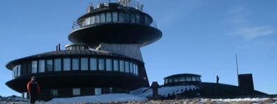 IMiGW wybrał wykonawcę remontu i modernizacji słynnych zabytkowych spodków na Śnieżce (Wysokogórskiego Obserwatorium Meteorologicznego)