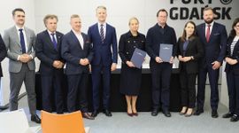 PKP PLK i Port Gdańsk łączą siły na rzecz rozbudowy kolejowego dostępu do portu