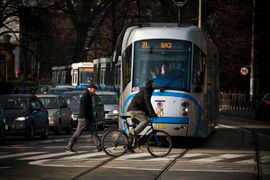 [Wrocław] Na Sienkiewicza wydzielają torowisko dla tramwajów