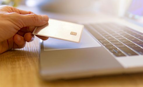 Jakie funkcje i udogodnienia mogą oferować konta dla przedsiębiorców?