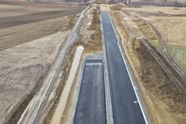 Dolny Śląsk: Co słychać na budowie odcinka drogi ekspresowej S8 Jordanów Śląski – Łagiewniki Zachód? [FILMY]