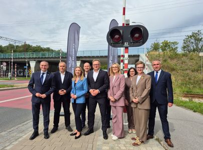 Wrocław: Pociągi górą, tramwaje na Jagodno dołem – bezkolizyjnie! Przetarg w toku
