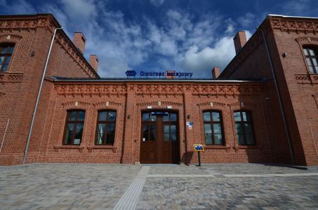 Zabytkowy dworzec kolejowy w Dąbrowie Górniczej otwarty dla podróżnych 