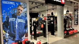 Światowa marka Pitbull otworzyła pierwszy firmowy salon w Olsztynie