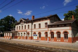 Zabytkowy, ponad 150-letni dworzec w Redzie zostanie zmodernizowany