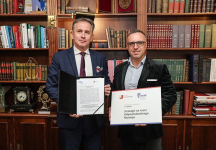 Duży polski producent zniczy wybuduje fabrykę w woj. śląskim