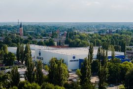 Adamed Pharma inwestuje 300 mln zł i zwiększa moce produkcyjne Centrum Produkcyjno-Logistycznego w Pabianicach