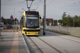 W Toruniu oddano do użytku nową linię tramwajową współfinansowaną przez Bank Pekao [FILMY]