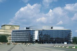 [Warszawa] Firma komunikacyjna wprowadza się do biurowca Metropolitan w Warszawie