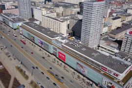 Japoński gigant odzieżowy UNIQLO otworzy w Warszawie pierwszy sklep w Polsce