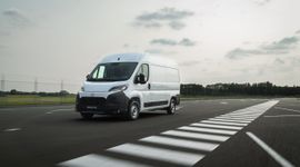 Toyota przenosi do Polski produkcję modelu PROACE MAX w najpopularniejszych na polskim rynku wersjach