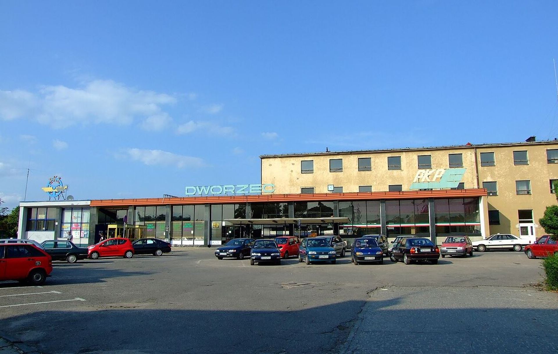 Dworce kolejowe w Szamotułach i Lublińcu zostaną przebudowane