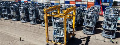 Trzy polskie fabryki Smulders Projects Poland zakończyły produkcję platform dla wielkiej morskiej farmy wiatrowej Baltica 2 [ZDJĘCIA]