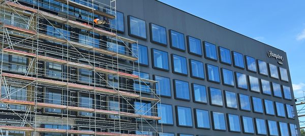Hampton by Hilton Wrocław Airport – dla pasażerów i biznesu (WYWIAD). Najnowsze ZDJĘCIA