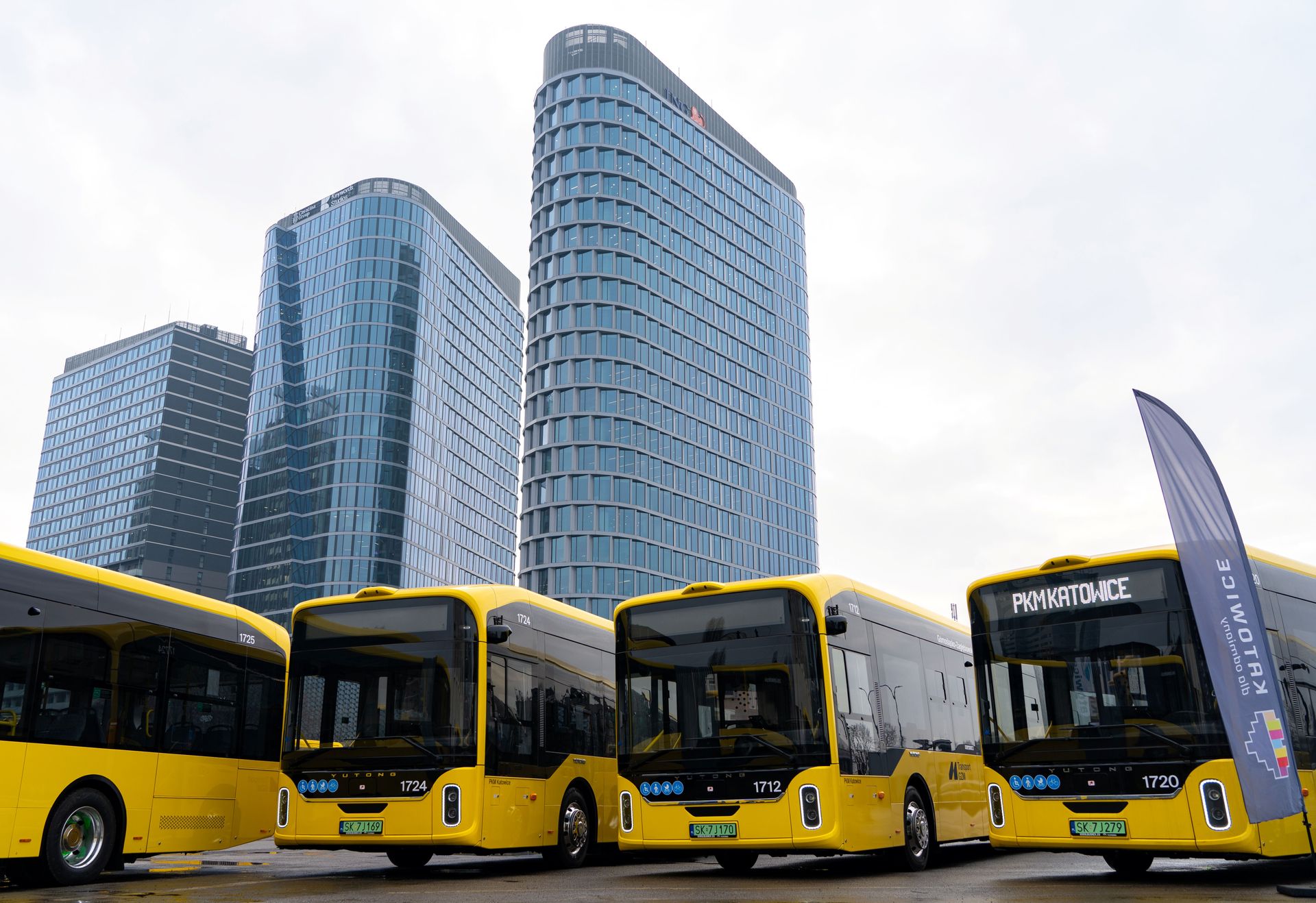 Nowe elektryczne autobusy w taborze katowickiego PKM 