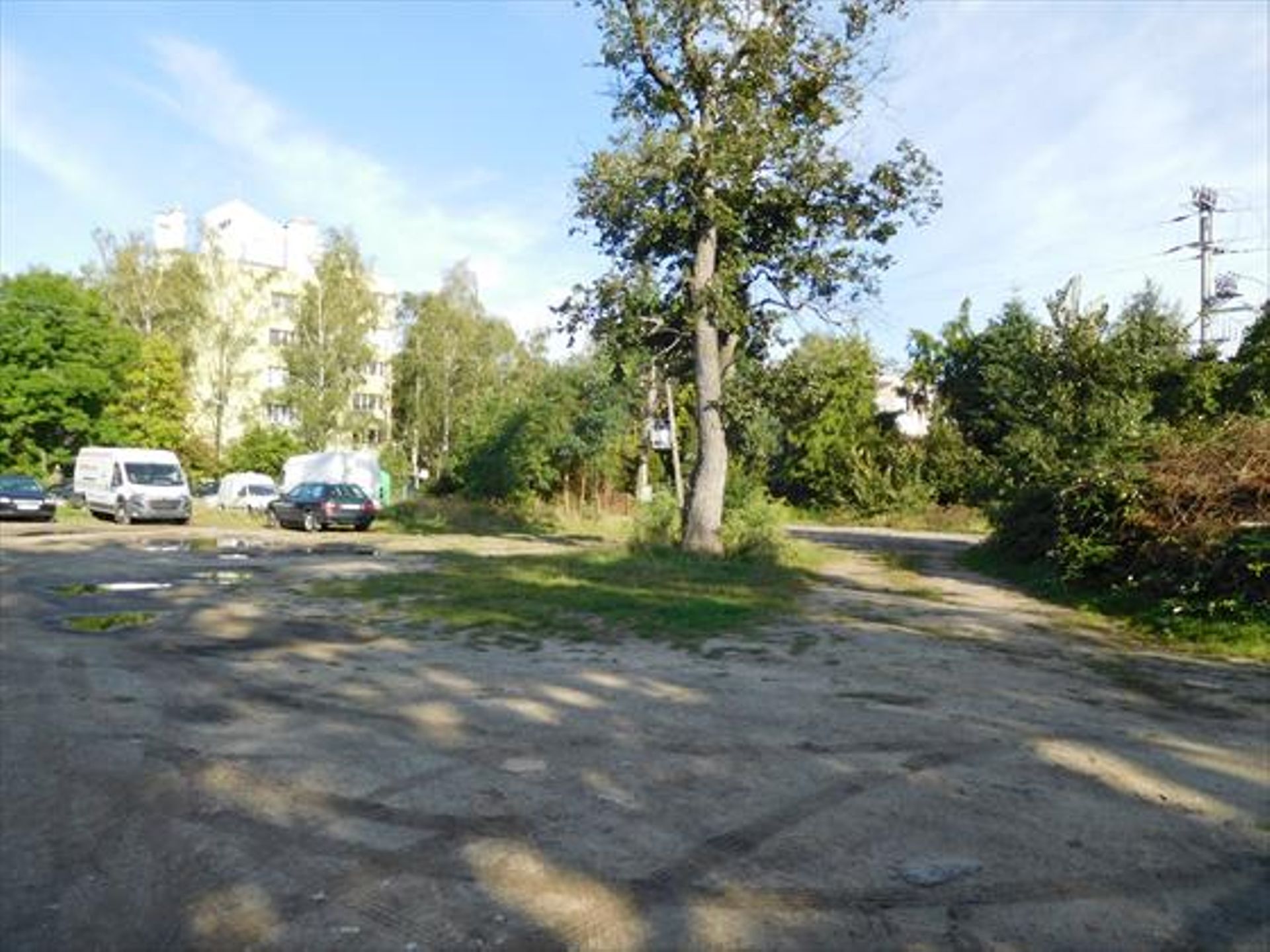 Wrocław: Miał być parking, będą biura? Miasto jednak sprzeda nieruchomość