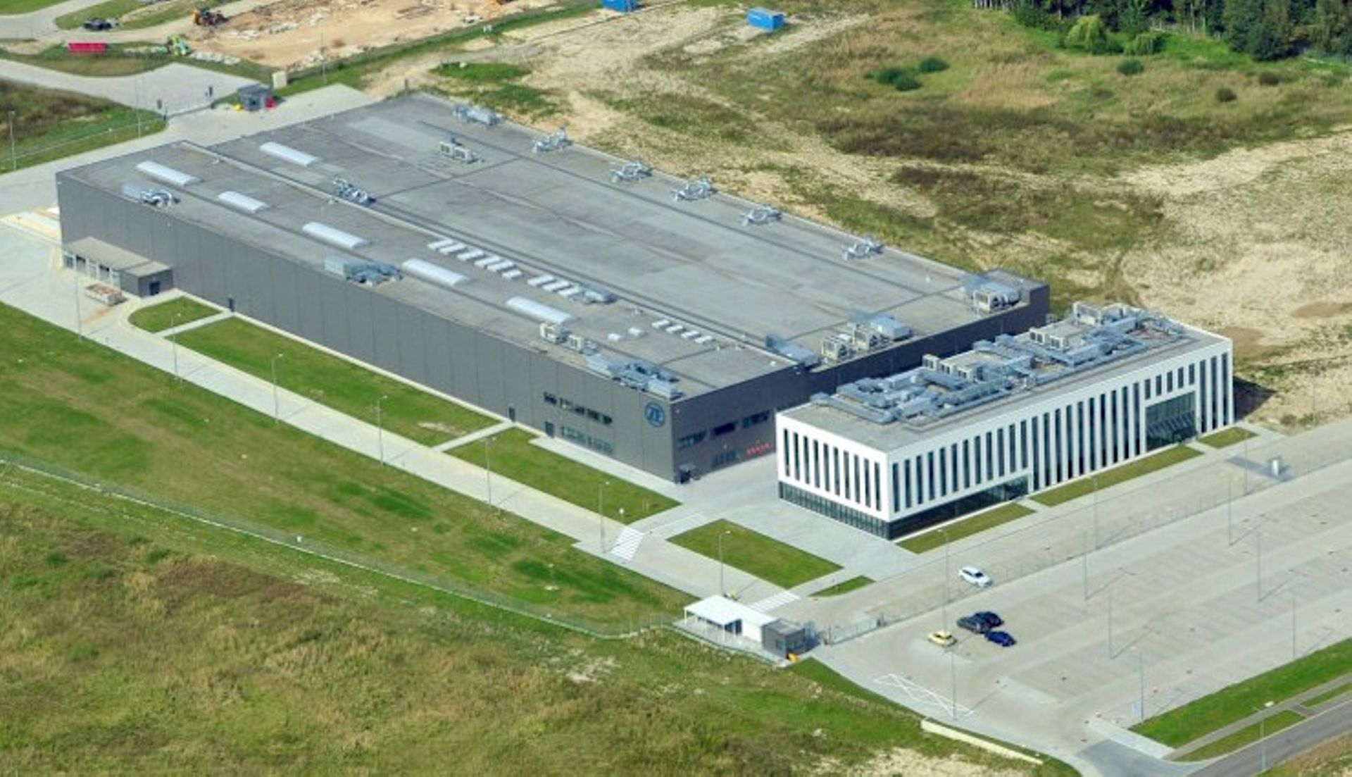 ZF rozwija produkcję zaawansowanych kamer samochodowych w nowej fabryce w Częstochowie