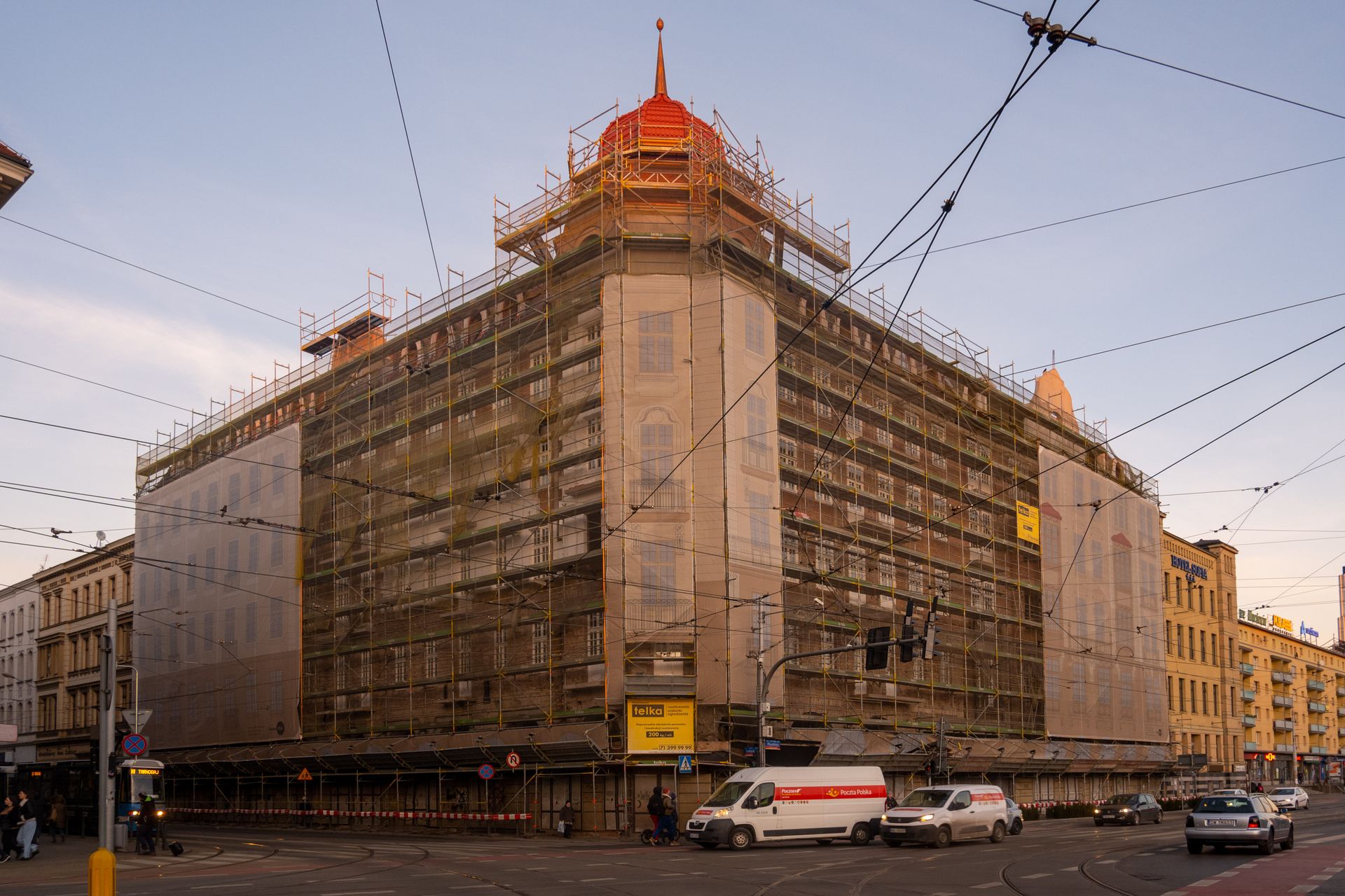 W centrum Wrocławia trwa przebudowa dawnego Hotelu Grand 