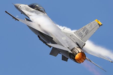 Amerykański gigant technologiczny Shield AI planuje wielomiliardowe inwestycje w Polsce
