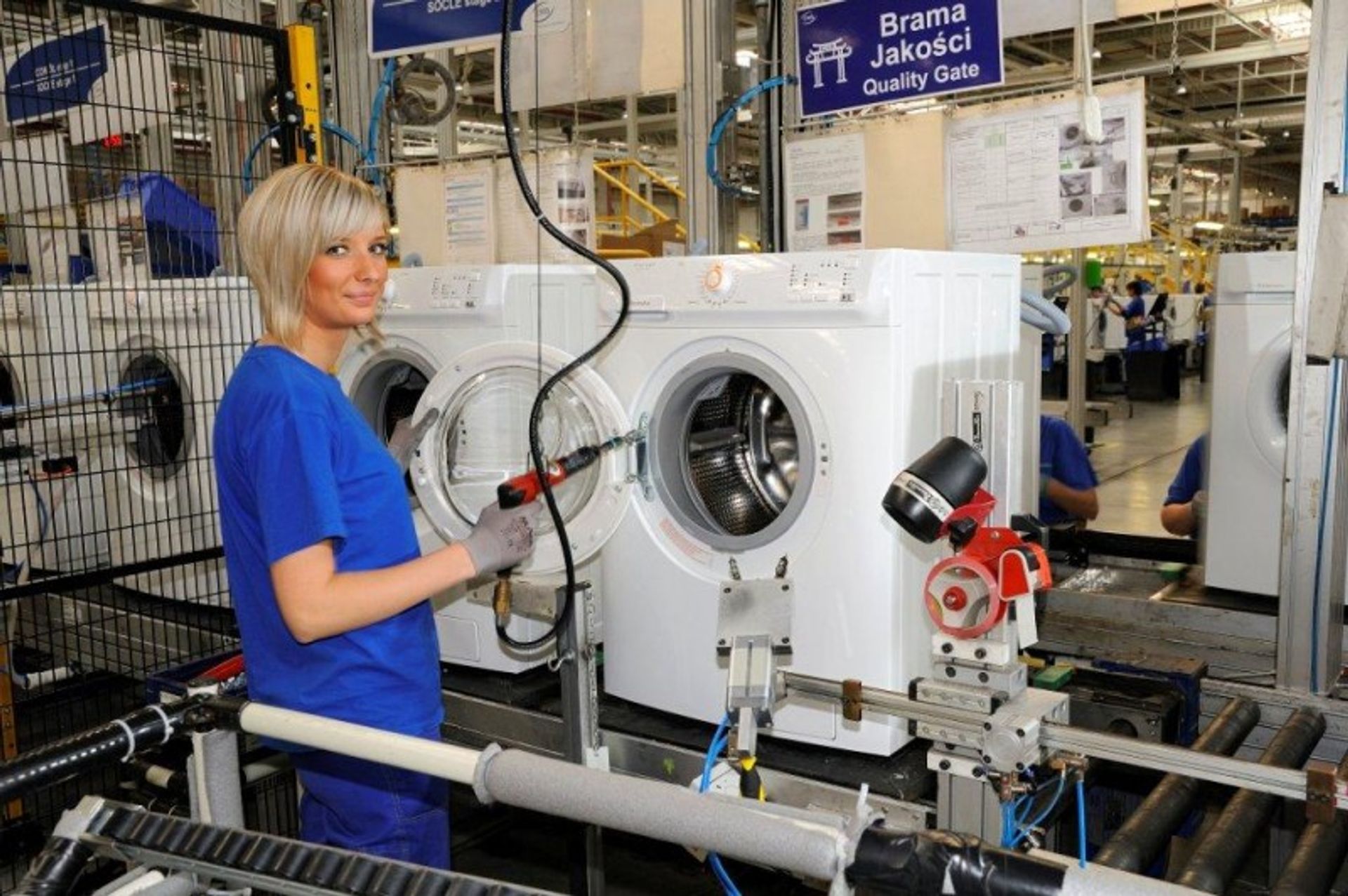  Electrolux zainwestuje kolejne 100 mln zł w dolnośląskie fabryki AGD