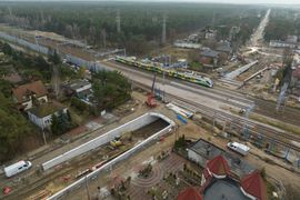 Nowe wiadukty i tunele w Legionowie, Pruszkowie i Sulejówku zwiększą bezpieczeństwo na liniach kolejowych na Mazowszu [ZDJĘCIA]