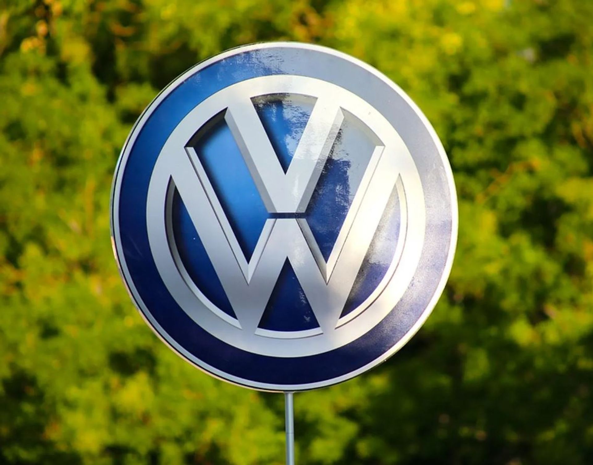 Co dalej z potencjalną, nową, wielką inwestycją niemieckiego Volkswagena w Polsce?