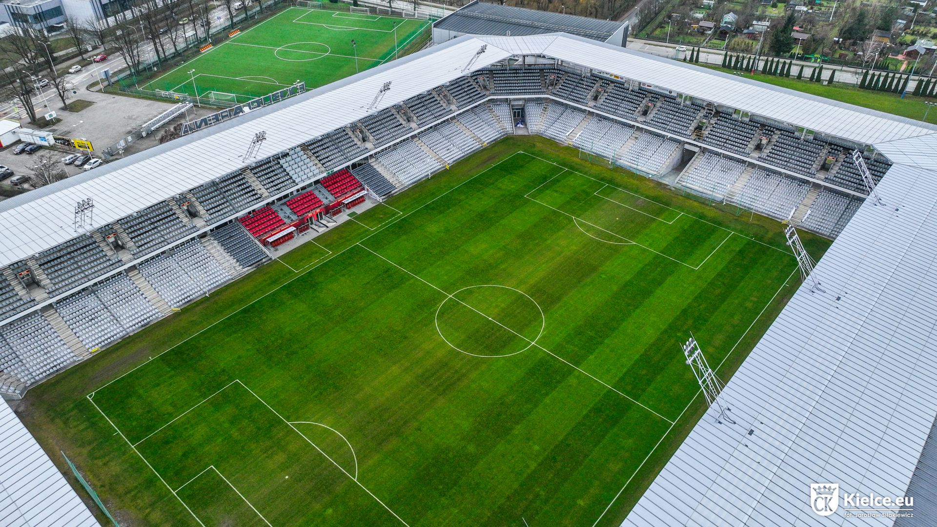 Inwestycje z KBO na stadionie Korony Kielce. MOSiR wyłonił wykonawców