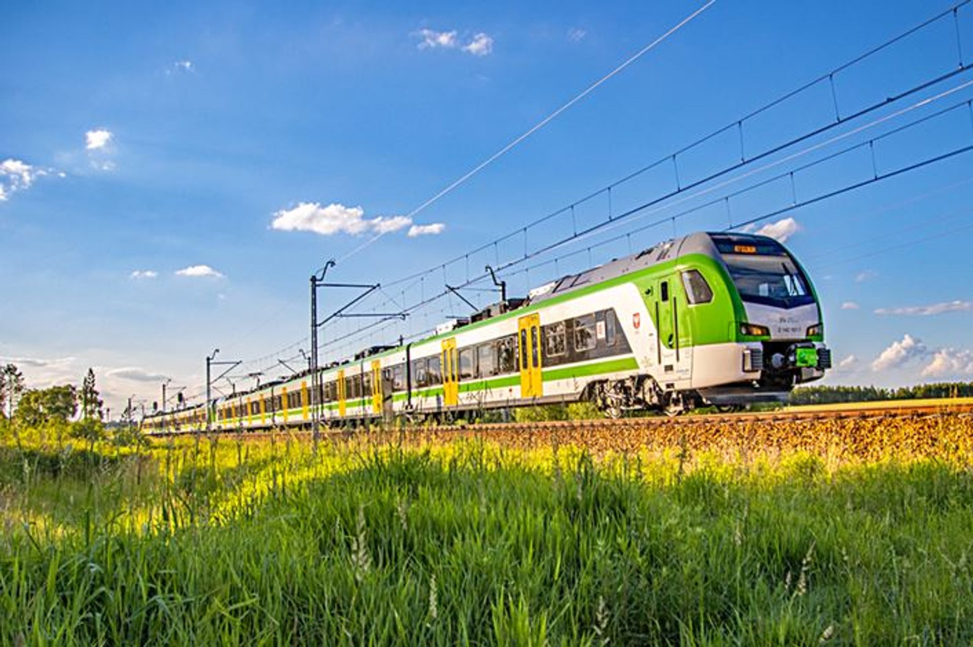 Stadler dostarczył już 35 pociągów FLIRT dla Kolei Mazowieckich